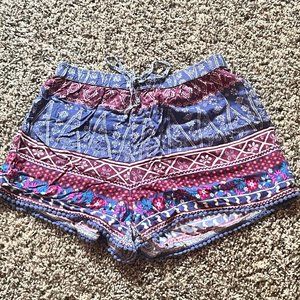 Hollister Patterned Shorts - Size M